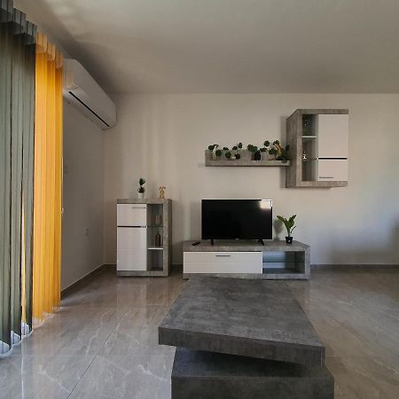 Pretty 2 Bedroom Apartment With Shared Pool St. Paul's Bay Exteriör bild
