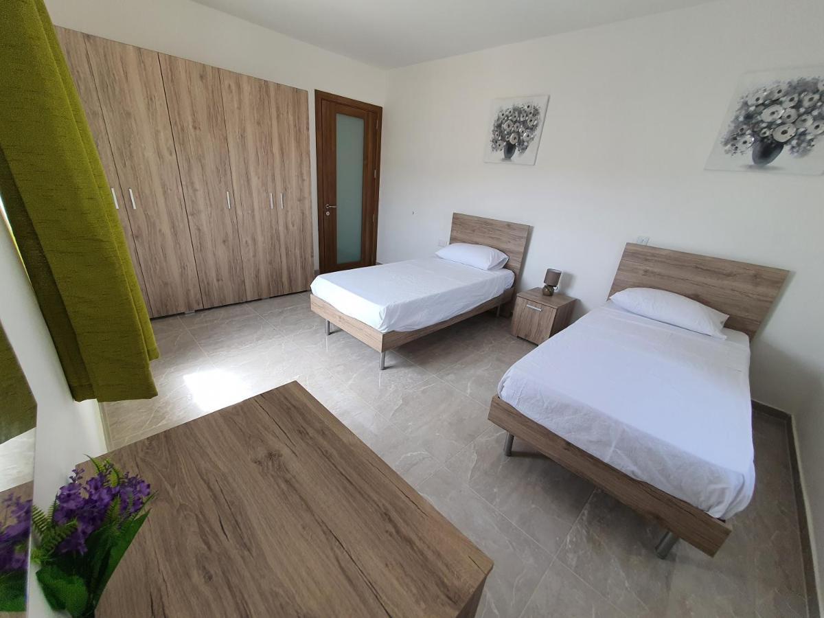 Pretty 2 Bedroom Apartment With Shared Pool St. Paul's Bay Exteriör bild