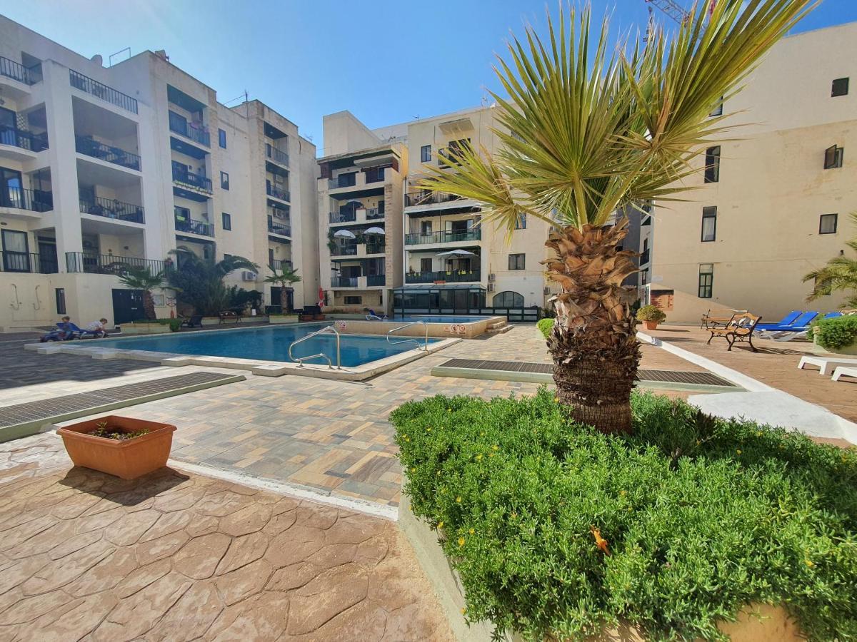 Pretty 2 Bedroom Apartment With Shared Pool St. Paul's Bay Exteriör bild