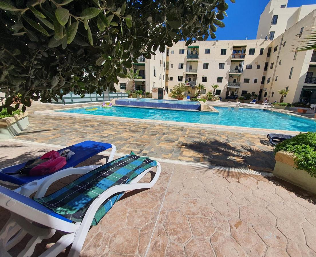 Pretty 2 Bedroom Apartment With Shared Pool St. Paul's Bay Exteriör bild